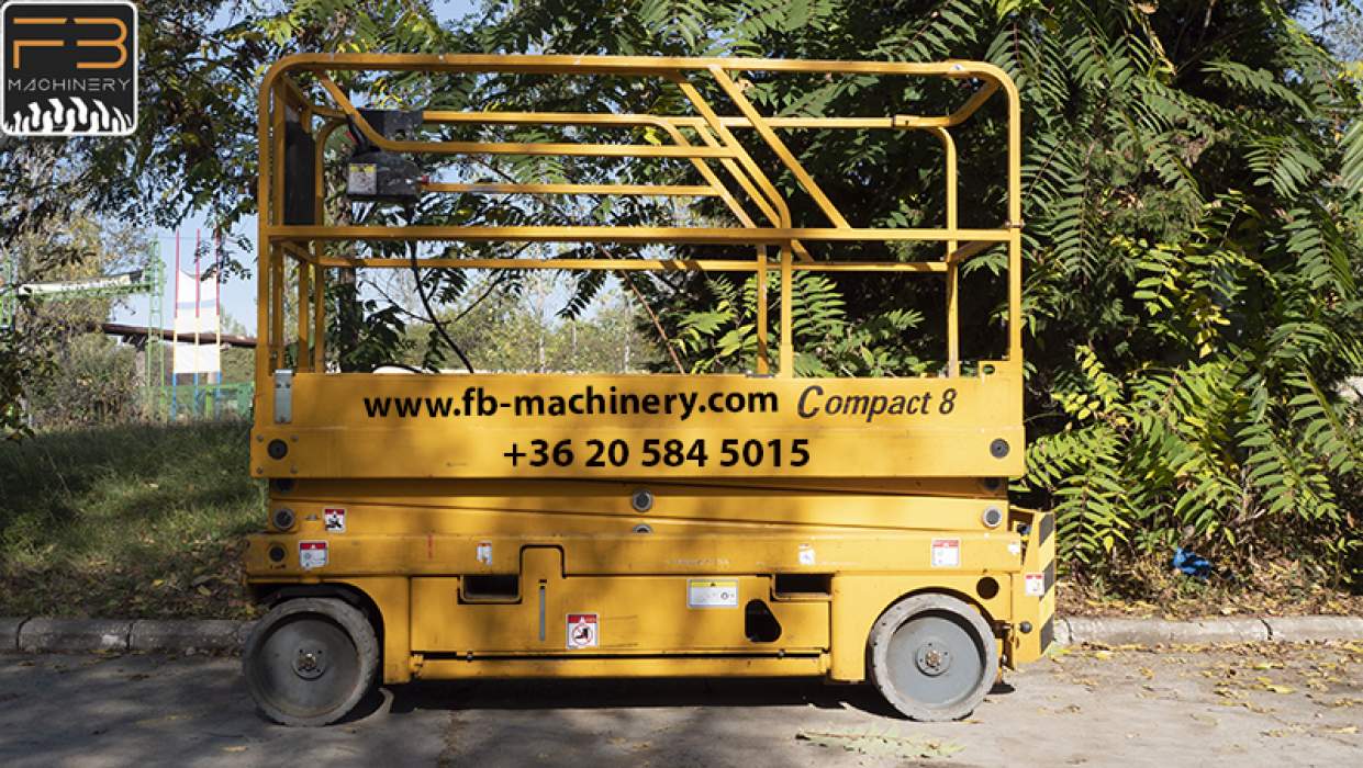 Elektromos emelő Haulotte Compact 8 Nr.111 használt